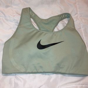 Nike Spring Sports Bra